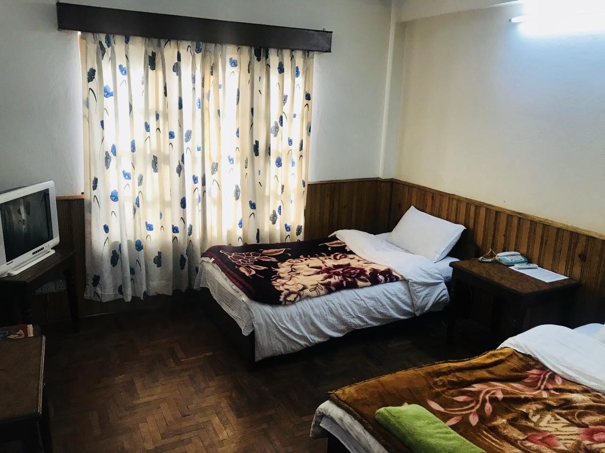 Dungkar Guest House Kathmandu Exteriör bild